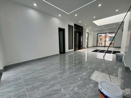 Cho thuê nhà Hoàng Thành Villas Mỗ Lao 120m x 5T thông sàn thang máy 0903409888