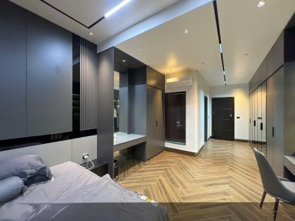 **Bán nhà MT Trần Văn Quang, phường 10, Tân Bình (5*17) CHDV 17PN