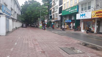 Bán Nhà Mặt Phố Ba/Đ 72m2-5T 2MT5,5m LÔ GÓC 3 THOÁNG 4 Vỉa Hè 36,5 Tỷ Nguyễn Công Hoan.
