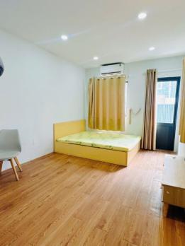 Bán gấp nhà mặt tiền  Quận Bình Thạnh, khu Chợ Bà Chiểu (phường Gia Định) TPHCM, giáp Q1, giá rẻ