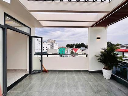 SIÊU PHẨM 5 TẦNG – MT NỘI BỘ NGUYỄN ẢNH THỦ – TRUNG MỸ TÂY – GIÁ CHỈ 8,2 TỶ TL