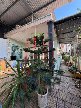 HÀNG THƠM HÓC MÔN – MẶT TIỀN NGUYỄN VĂN BỨA – GIÁ CHỈ 13 TỶ