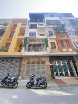 Bán nhà KĐT Văn Quán Hà Đông 70m², 4 tầng, mặt tiền 4.2m, gara ô tô, giá 18.2 tỷ