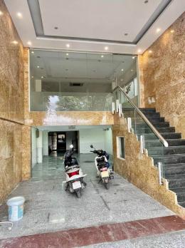 Bán Nhà Mặt phố Lê Trọng Tấn, Diện tích 182m x 8 tầng, mặt tiền 5.6m, giá 110 tỷ.