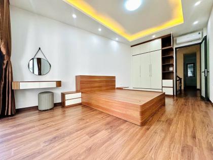 Bán nhà Minh Khai, Hai Bà Trưng, nhà đẹp full nội thất, ngõ rộng, 2 thoáng trước sau