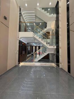 SIÊU PHẨM 5 TẦNG THIẾT KẾ SANG TRỌNG HIỆN ĐẠI 53M2, TẶNG FULL NỘI THẤT CAO CẤP. GẦN NGÃ BA ĐÔNG
