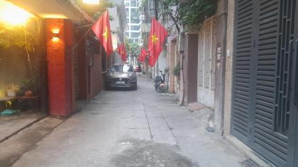 Bán Nhà P/Lô Ô Tô Tránh Ba Đình 110m2-7T MT5,5m Dòng Tiền CAO 57 Tỷ Liễu Giai.