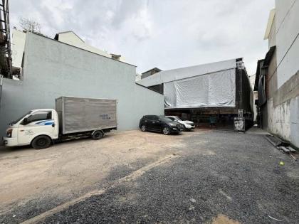 Bán Đất Mặt tiền Hồ Đắc Di - ngay Padora Trường Chinh, 5,6x15m, vuông vức, giá 15,3 tỷ.