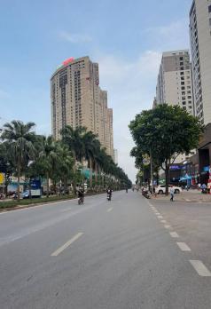 Bán nhà phân lô LACASTA Văn Phú – Vỉa hè rộng, ô tô tránh, 2 mặt thoáng, 73m 5 tầng,giá 22 tỷ