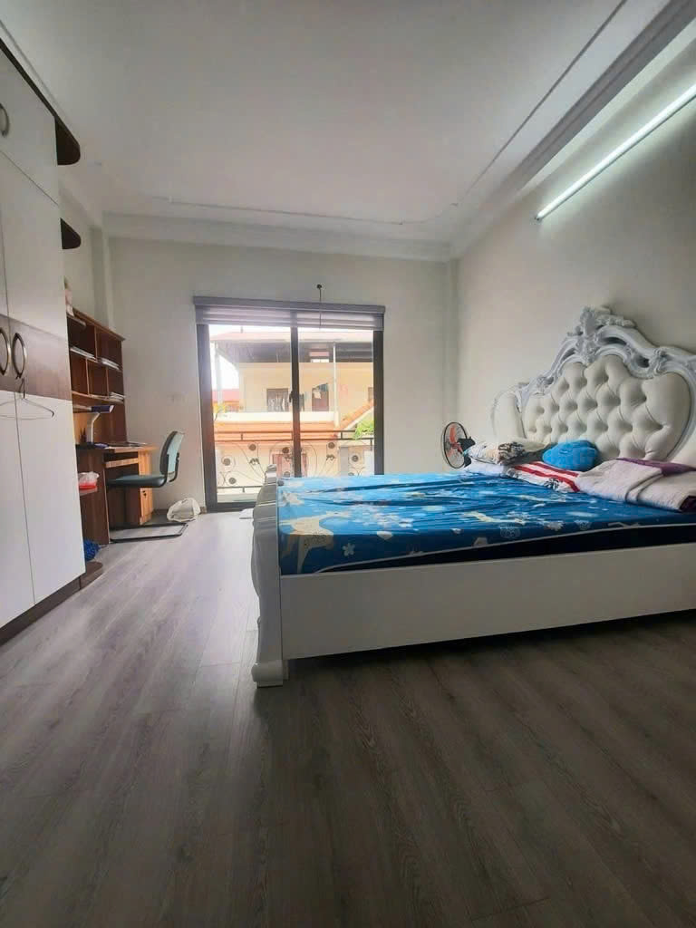 Bán nhà mặt phố Quan Nhân, 35m2 x 5 tầng