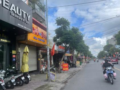 CHO THUÊ NHÀ MẶT TIỀN DƯƠNG THỊ MƯỜI – QUẬN 12 – GIÁ CỰC RẺ CHỈ 15 TRIỆU/THÁNG