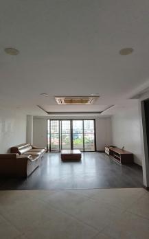 Cho thuê nhà ĐẸP  KĐT Văn Khê 7 tầng thông sàn thang máy 0903409888