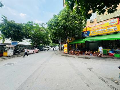 bán nhà phố Đồng Me, Mễ Trì, Nam Từ Liêm, 130m2, 8 tầng, ngang 9m, giá 51 tỉ