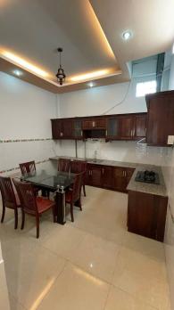 Bán Nhà Mặt Tiền Kinh Doanh Hẻm Xe Hơi Đường Huỳnh Tấn Phát