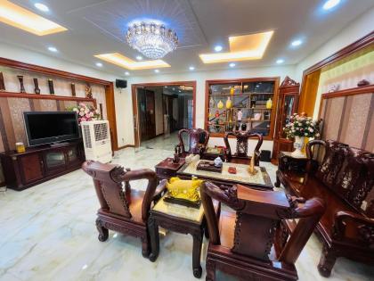 XE HƠI VÀO NHÀ! Bán Nhà Đẹp 5 Tầng Lê Văn Sỹ, 83m2, 17 Tỷ