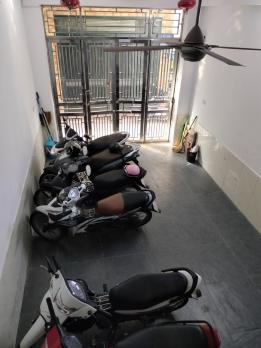 Bán nhà đường Bùi Xương Trạch, Thanh Xuân, ngõ rộng, 9 phòng cho thuê, dòng tiền hàng tháng