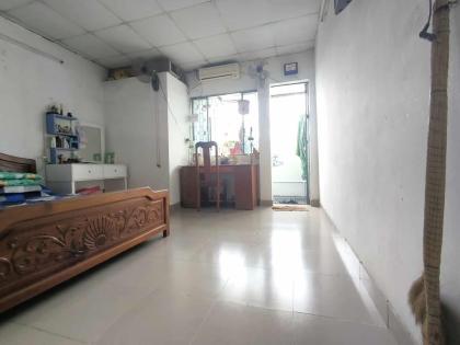 NHÀ 2 TẦNG 134M2 NGANG BỀ THẾ 8M TUYỆT ĐẸP, ĐANG CHIA LÀM 2 CĂN. HẺM XE TẢI THÔNG. TÂN XUÂN. HÓC