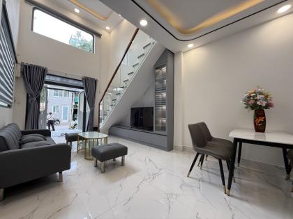 BÁN NHÀ MẶT TIỀN – SANG TRỌNG – GIÁ TỐT ???? Mặt tiền Dương Bá Trạc, P.1, Q.8. Diện tích 60m² (3.7m x 16m)