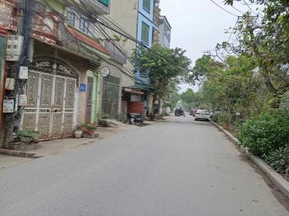 Lô Góc mặt ngõ 908 Kim Giang ô tô tránh cạnh The Manor 70m2 chỉ 13.x tỷ. LH 0989626116