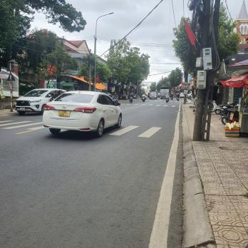 BÁN NHÀ NGUYÊN CĂN MẶT TIỀN NGUYỄN ĐÌNH CHIỂU P9 ĐÀ LẠT - 500M2