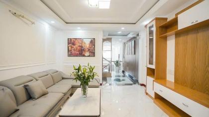 Bán nhà MTKD VIP Lũy Bán Bích 4 tầng T.máy 100m2(4x25) 8PN TN 37tr KD đỉnh chỉ 21.5 tỷ.