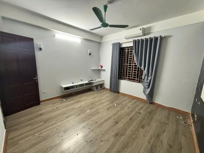 Cho thuê liền kề Văn Quán 75m x 4 tầng thông sàn kinh doanh 26tr 0903409888