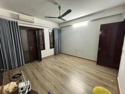 Cho thuê liền kề Văn Quán 75m x 4 tầng thông sàn kinh doanh 26tr 0903409888