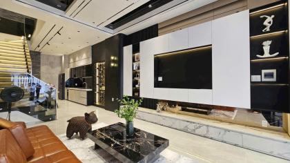 BÁN NHÀ PHỐ GÓC 2 MẶT TIỀN THOÁNG MÁT – HẺM 1422 HUỲNH TẤN PHÁT, QUẬN 7 ,