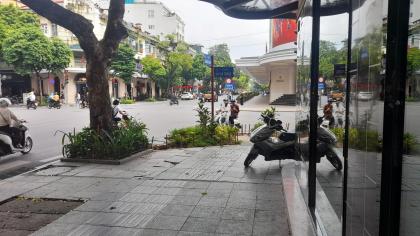 Bán Nhà Mặt Phố Hoàn Kiếm 115m2 Thông Tầng MT12m-3T-33 Tỷ Hàng Bài Có Thương Lượng.