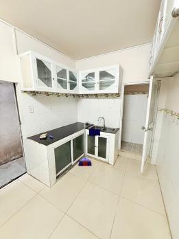 CẦN BÁN GẤP CĂN GÓC 2MT HXH LẠC LONG QUÂN, 53m2, CHỈ 4T6
