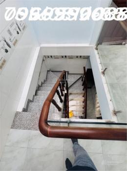 Tân Phú  Vườn Lài HXH 68m2 3T 3PN giá 6 tỷx
