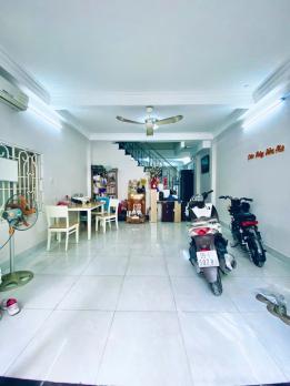 Quận 10 - Ngay ĐH Bách Khoa HCM - hẻm xe hơi thông, 2 mặt thoáng, 40m2, 2 tầng - nhỉnh nhẹ 8 tỷ.