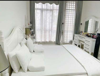 bán gấp nhà phố 5 tầng 3.5X15 tân mỹ quận 7 hẻm xe hơi giá tốt