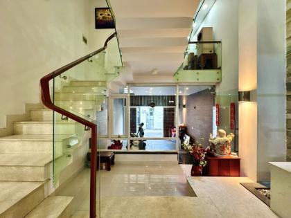 Mặt tiền kinh doanh, Huỳnh Văn Bánh Phú Nhuận - 100m2 x 4 tầng chỉ 17ty5