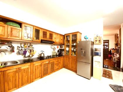 CHÍNH CHỦ 1 ĐỜI cần bán gấp! Hẻm Xe Hơi, 64M² 3 Tầng/4pn, Nhỉnh 8 Tỷ TL!