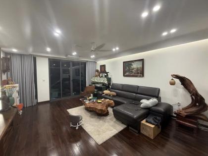 Bán biệt thự liền kề tại Hồ Tùng Mậu, Cầu Giấy,85m2, full nội thất, nhỉnh 27tỷ.