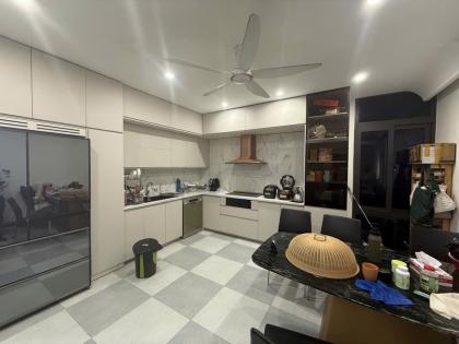 Bán biệt thự liền kề tại Hồ Tùng Mậu, Cầu Giấy,85m2, full nội thất, nhỉnh 27tỷ.
