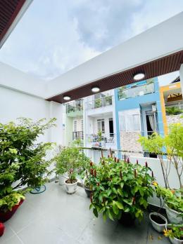 ???? VỊ TRÍ VÀNG – NGUYỄN TRỌNG TUYỂN ???? Phường 15, Quận Phú Nhuận. . Diện tích 3.7m x 15.5m, công nhận đủ.