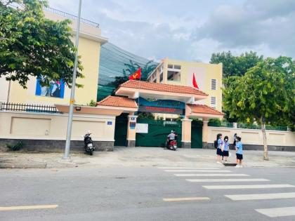✨ MẶT TIỀN KHU CƯ XÁ BẮC HẢI Q.10 VỈA HÈ – NGANG KHỦNG 20M ✨ . Diện tích 530m² (20m x 26m), sổ vuông đẹp.