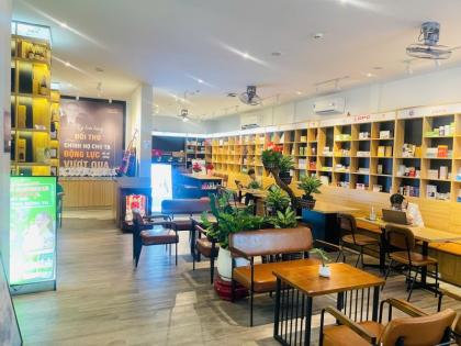 ✨ MẶT TIỀN KHU CƯ XÁ BẮC HẢI Q.10 VỈA HÈ – NGANG KHỦNG 20M ✨ . Diện tích 530m² (20m x 26m), sổ vuông đẹp.