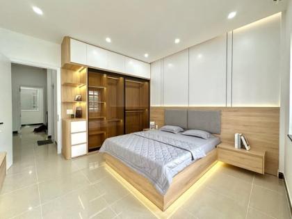Nhà  Hẻm Ôtô Đường Phan Xích Long Phường 2 Quận Phú Nhuận Cũ.