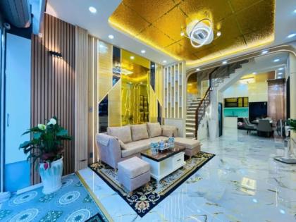 Nhà Hẻm Ôtô Đường Huỳnh Văn Nghệ Phường 15 Tân Bình Cũ.