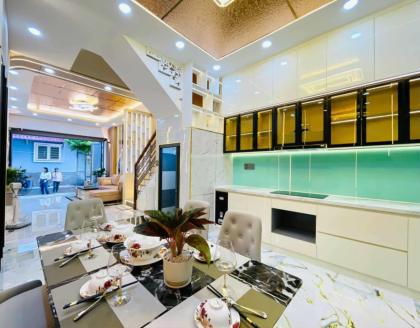 Nhà Hẻm Ôtô Đường Huỳnh Văn Nghệ Phường 15 Tân Bình Cũ.