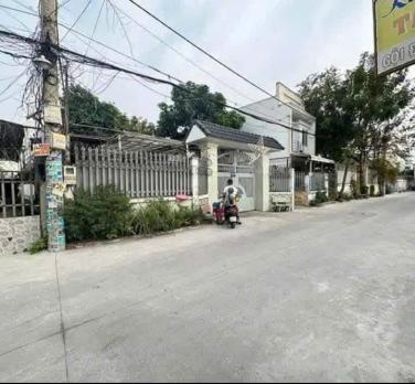 CẦN BÁN GẤP – BIỆT THỰ + 10 PHÒNG TRỌ MT NHỰA XUÂN THỚI ĐÔNG, HÓC MÔN