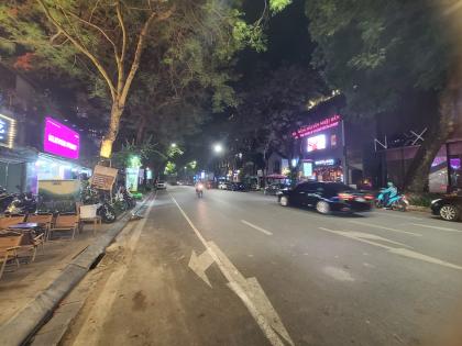 Bán Nhà Hoàn Kiếm Phố Lý Thường Kiệt 45m2-5T 1 SỔ 1 CHỦ 	11,5 Tỷ Có Thương Lượng.