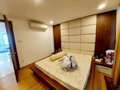 XE HƠI THÔNG! Bán Nhà Đẹp 5 Tầng Xe Hơi Thông Tô Hiến Thành, 53m2, 12.5 Tỷ