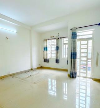 ????Nhà, ngang hiếm ( 5x12 ) 60m² - 3 tầng btct - 3pn, 3wc - hxh - tới nhà - sổ a4 - chỉ 5.5 tỷ