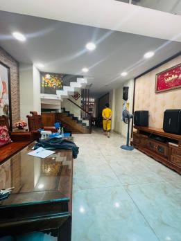 Ở NGAY! Bán Nhà Đẹp 5 Tầng Xe Hơi Thông Nguyễn Đình Chiểu, 55m2, 11.2 Tỷ