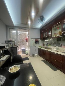 ĐỊNH CƯ Bán Nhà Đẹp 4 Tầng Xe Hơi Thông Lý Chính Thắng, 35m2, 7.1 Tỷ
