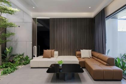 **Bán nhà HXH Cửu Long, phường 2 quận Tân Bình (4*10) 5 tầng, hơn 8 tỷ